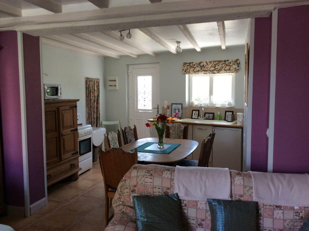 Papillon Villa Esves-le-Moutier Bagian luar foto