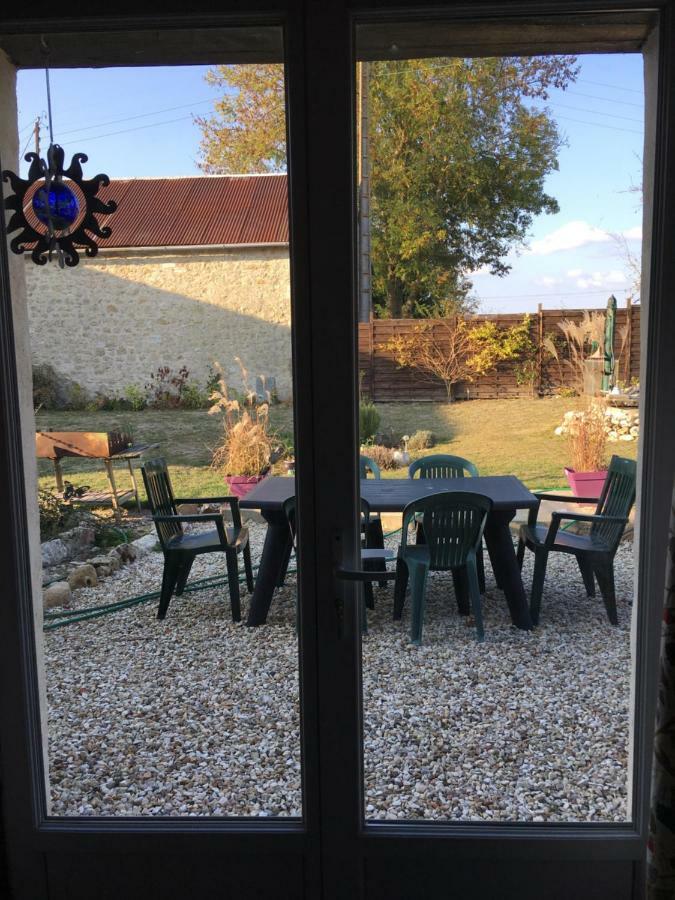 Papillon Villa Esves-le-Moutier Bagian luar foto